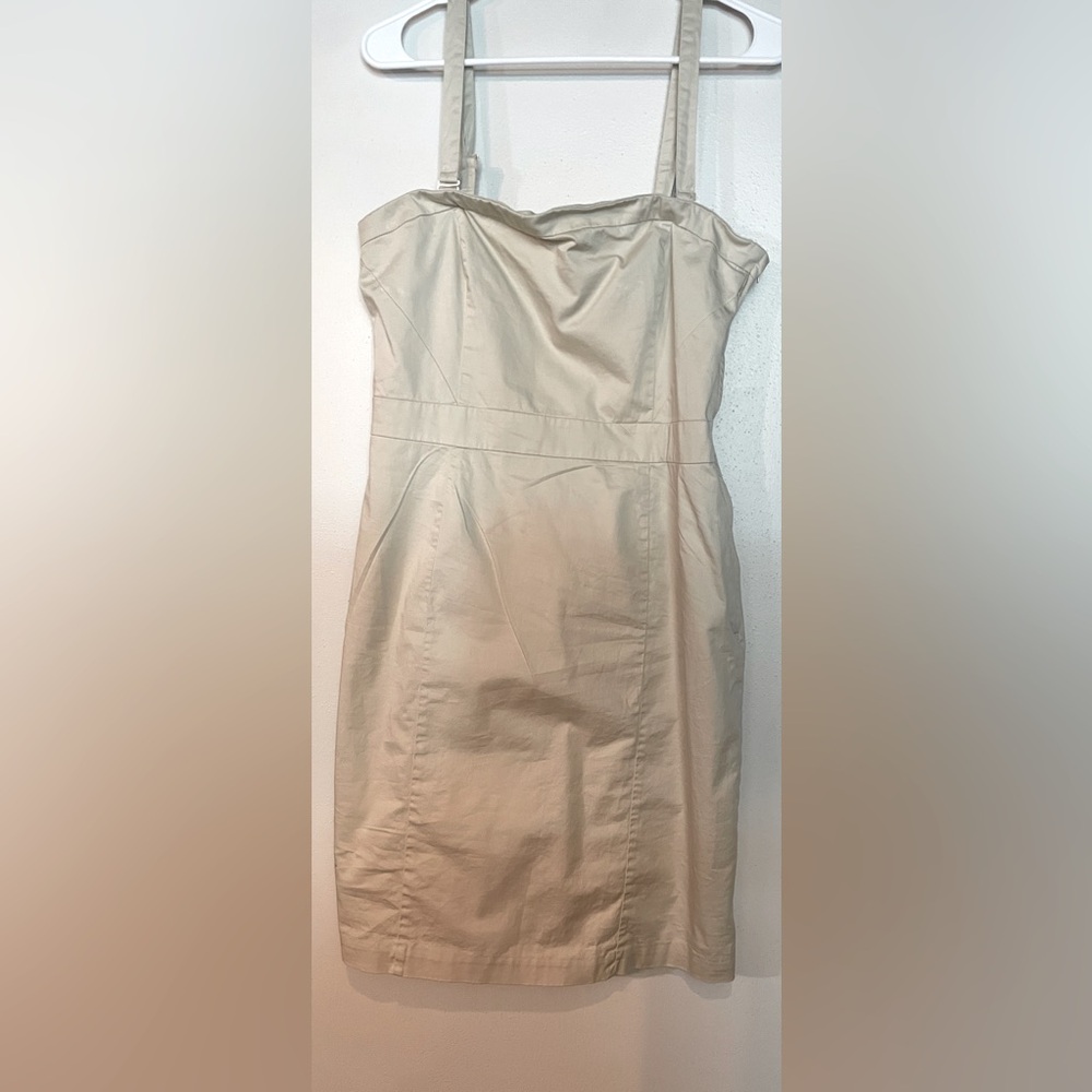Kahaki dress strapless or straps